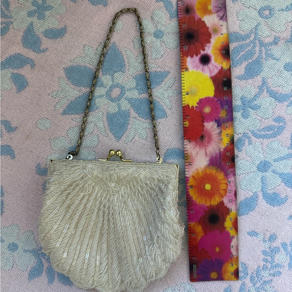 VTG La Regale Elegant Cream Beaded Clutch - Picture 9 of 10